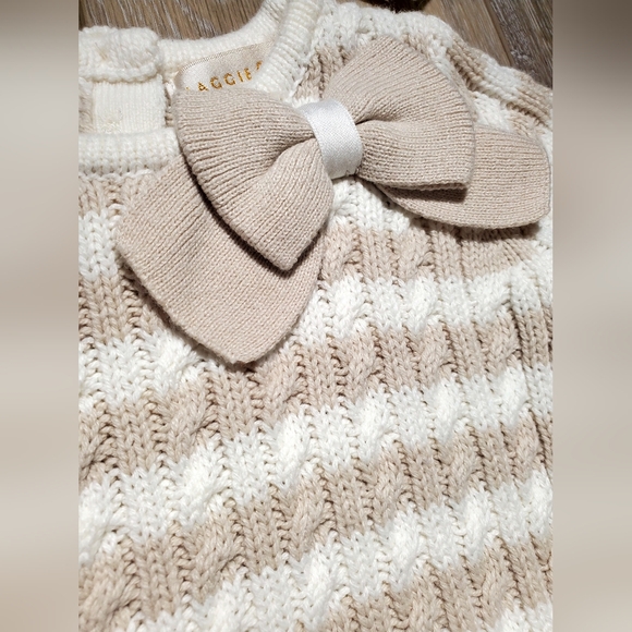 Baby's tan & white striped capped sleeve sweater dress, hat and cardigan 6-9M - Picture 2 of 16